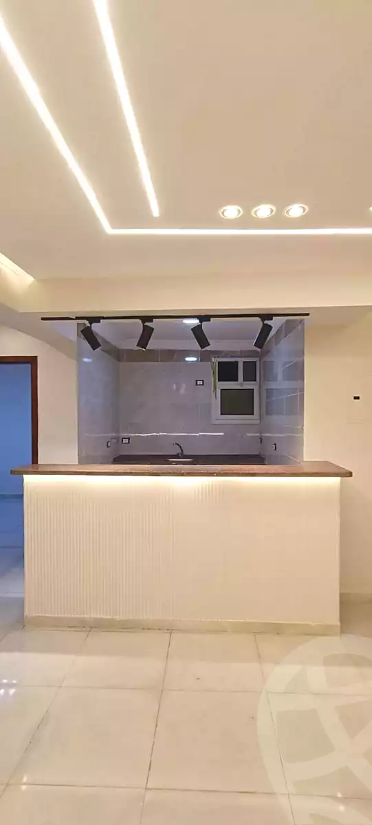 https://aqarmap.com.eg/ar/listing/7042382-for-sale-cairo-helwan-hadayek-helwan-el-eshrein-st