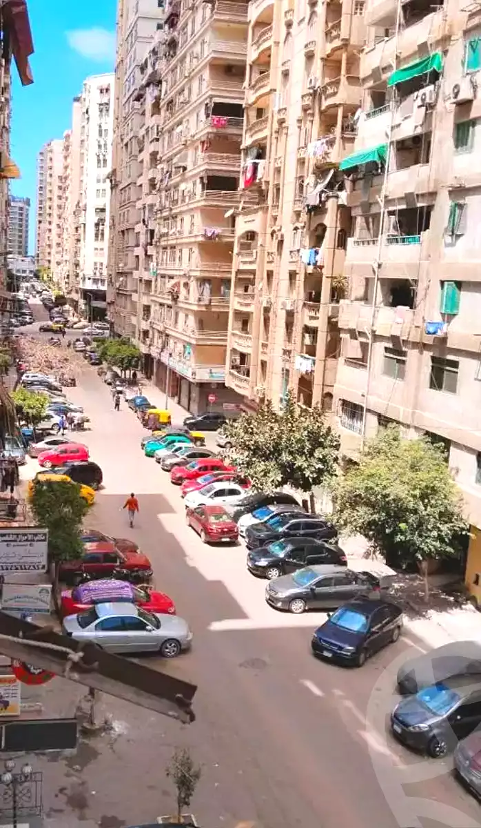 https://aqarmap.com.eg/en/listing/7042675-for-sale-alexandria-sydy-bshr-sydy-bshr-bhry-shr-lsg-mhmd-bd-lslm