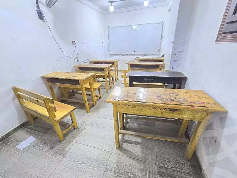 https://aqarmap.com.eg/ar/listing/7042433-for-sale-alexandria-al-agamy-lbytsh-mecca-st