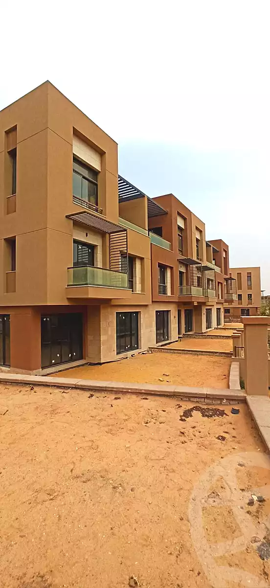 https://aqarmap.com.eg/ar/listing/7042917-for-sale-cairo-new-cairo-compounds-district-5-the-plateau-district-5