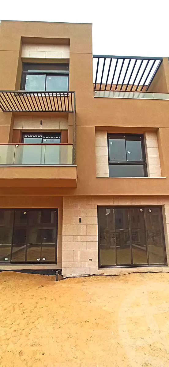 https://aqarmap.com.eg/ar/listing/7042917-for-sale-cairo-new-cairo-compounds-district-5-the-plateau-district-5