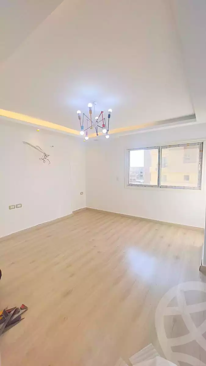 https://aqarmap.com.eg/en/listing/7043010-for-sale-cairo-new-cairo-compounds-the-square