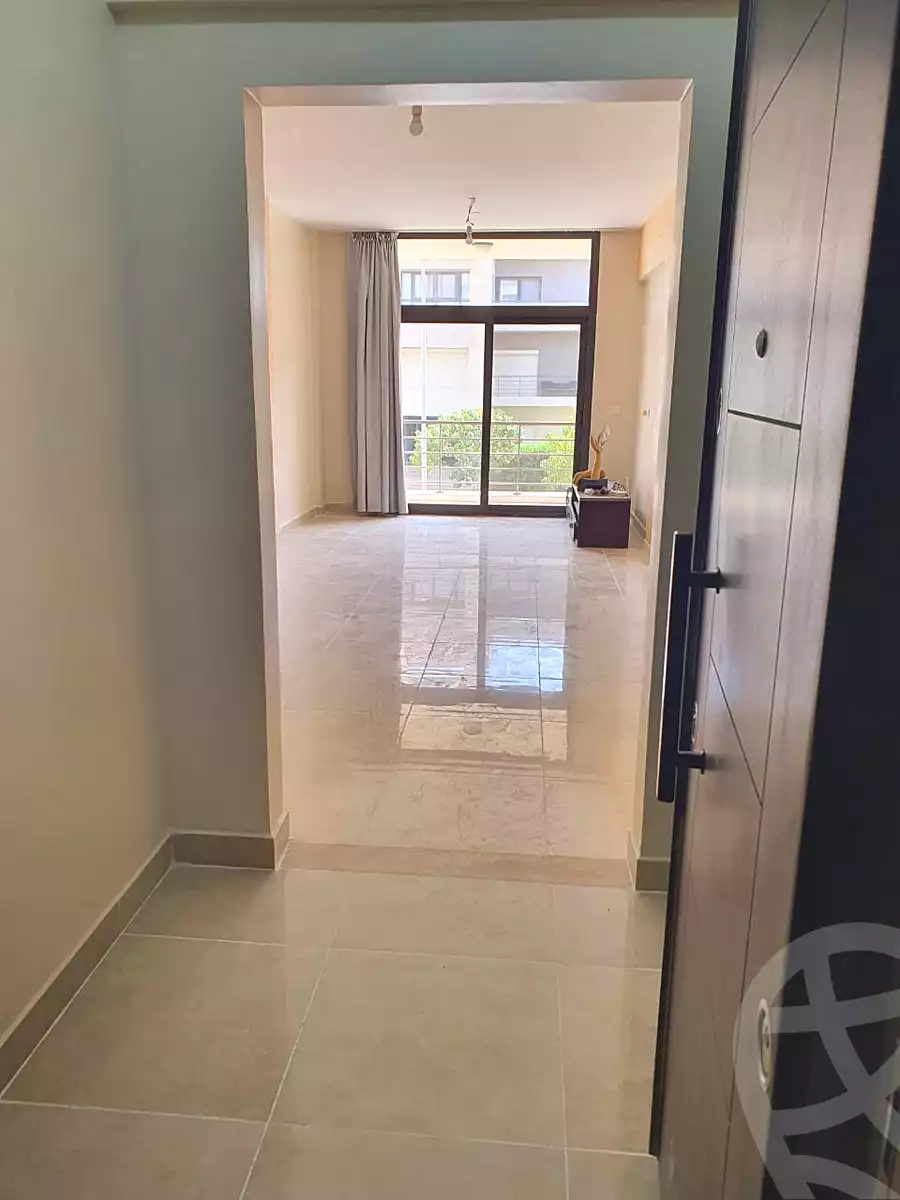 https://aqarmap.com.eg/ar/listing/7043122-for-rent-cairo-new-cairo-compounds-fifth-square