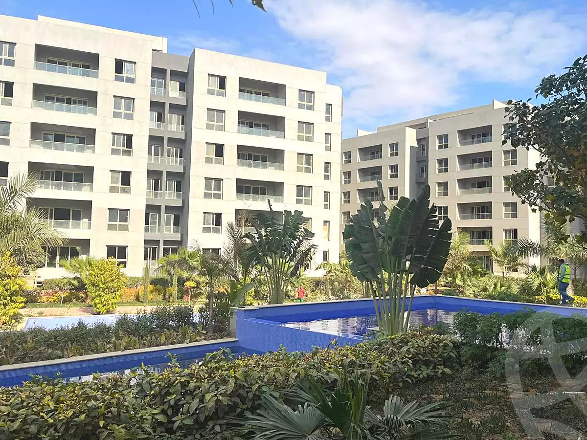 https://aqarmap.com.eg/ar/listing/7043360-for-sale-cairo-new-cairo-lmstqbl-syty-compounds-zyzyny-lmstqbl-rdk-llttwyr