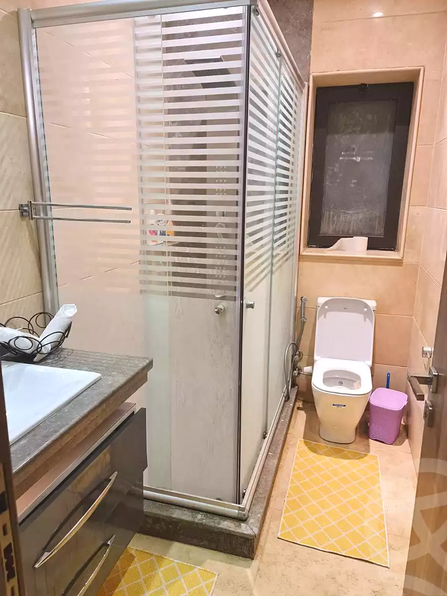 https://aqarmap.com.eg/en/listing/7043399-for-rent-cairo-new-cairo-compounds-lakeview-residence