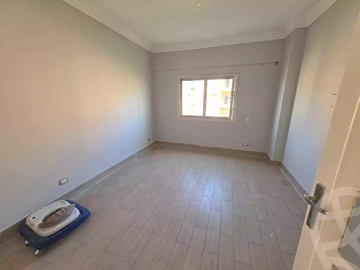 https://aqarmap.com.eg/ar/listing/7043563-for-rent-cairo-new-cairo-compounds-family-city