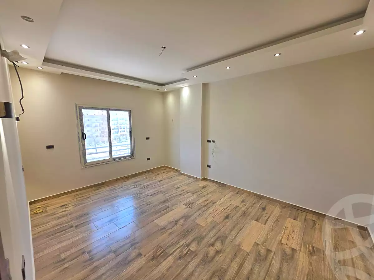 https://aqarmap.com.eg/ar/listing/7043576-for-rent-cairo-new-cairo-el-lotus-lotus-north-lmntq-lwl-llwts-lshmly