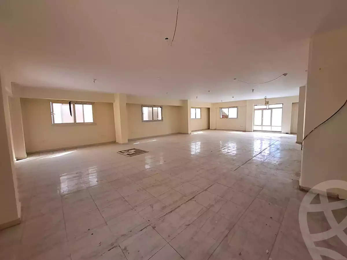 https://aqarmap.com.eg/ar/listing/7043640-for-rent-cairo-new-cairo-el-maantiqah-el-sinaiyyah