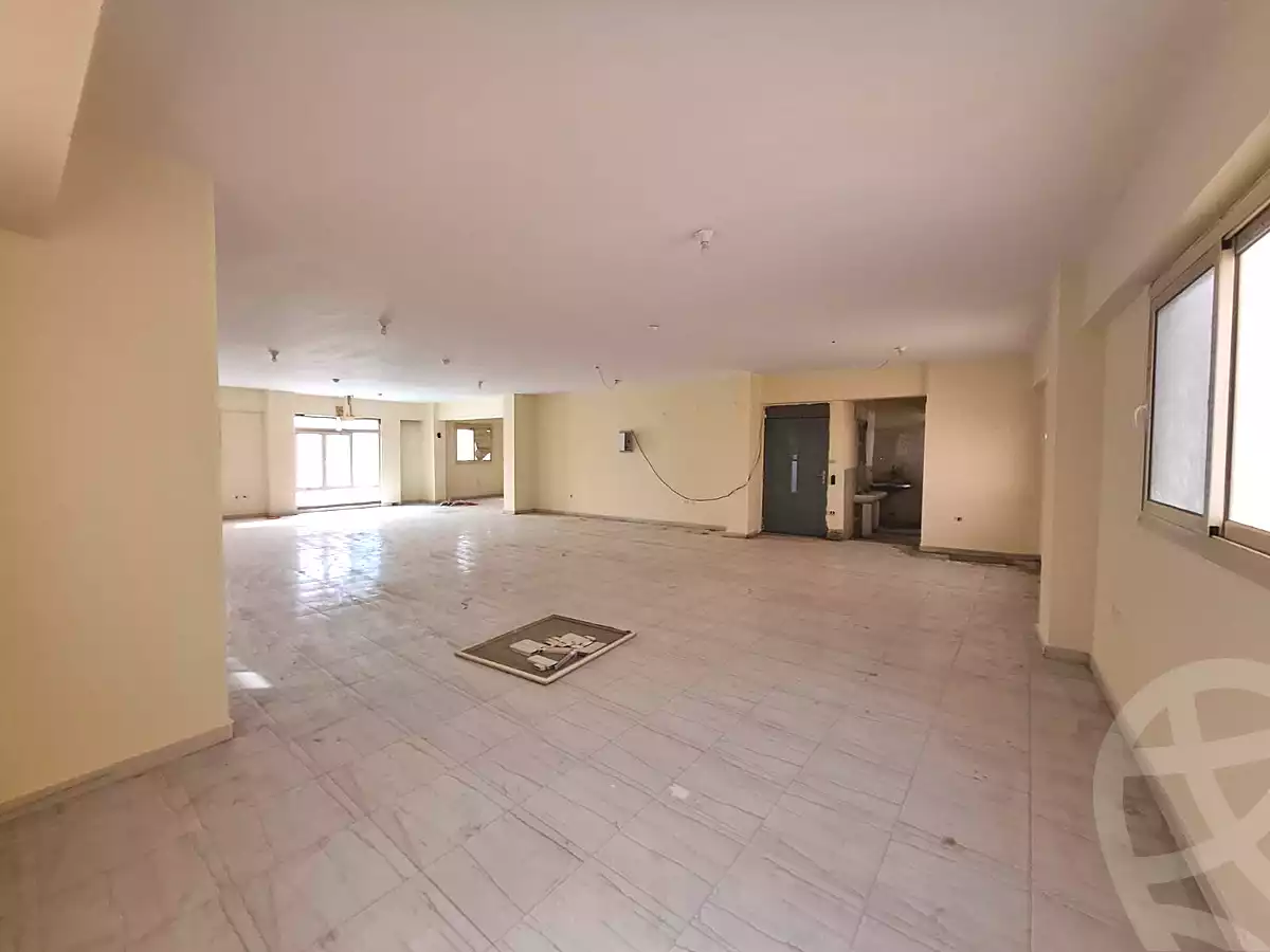 https://aqarmap.com.eg/ar/listing/7043673-for-rent-cairo-new-cairo-el-maantiqah-el-sinaiyyah