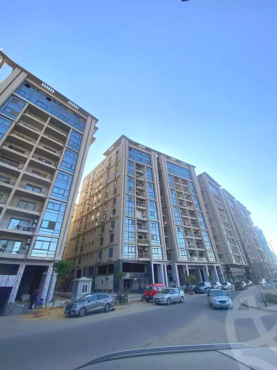 https://aqarmap.com.eg/ar/listing/7043757-for-sale-cairo-el-maadi-compounds-grand-gate