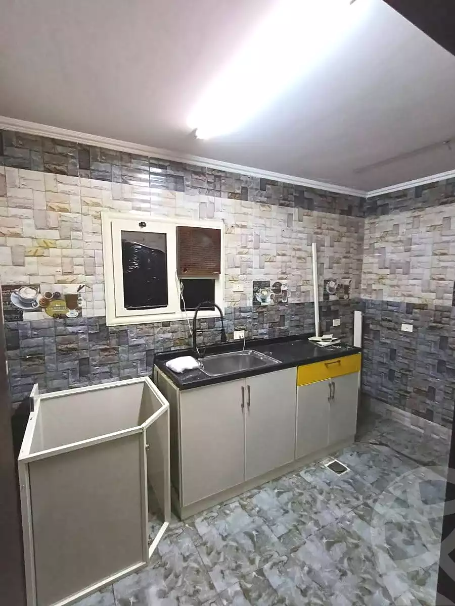 https://aqarmap.com.eg/ar/listing/7043978-for-sale-cairo-helwan-ahmed-enci-st