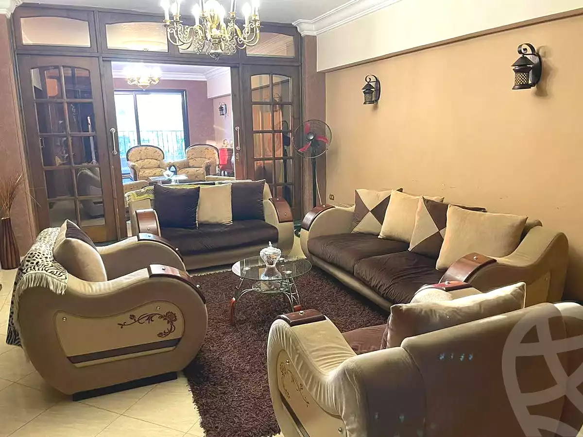 https://aqarmap.com.eg/ar/listing/7044483-for-sale-cairo-helwan-helwan-el-sharkeya-heidar-st