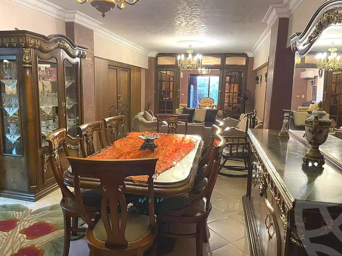 https://aqarmap.com.eg/ar/listing/7044483-for-sale-cairo-helwan-helwan-el-sharkeya-heidar-st