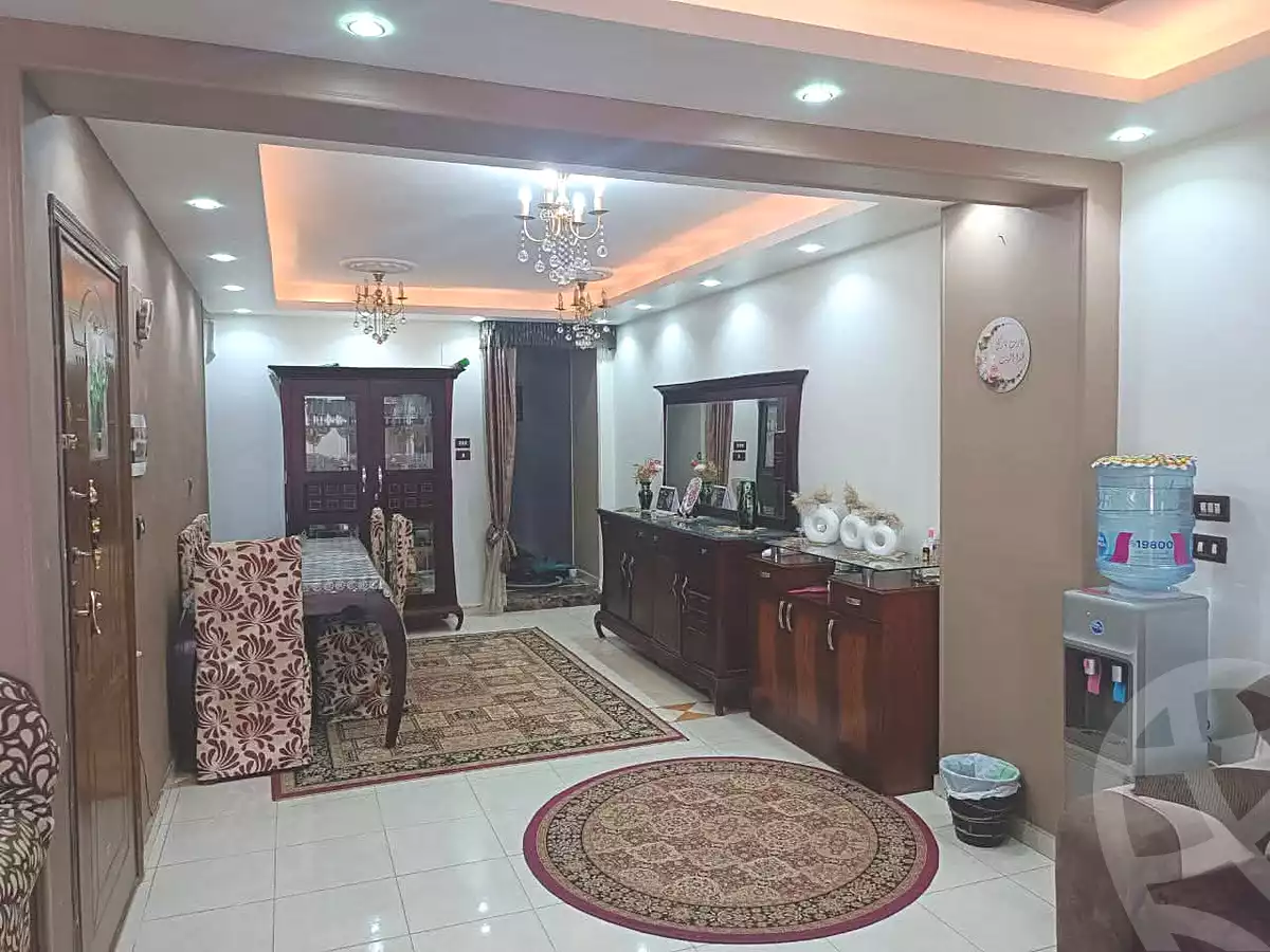 https://aqarmap.com.eg/ar/listing/7044507-for-sale-cairo-helwan-helwan-el-sharkeya-zaki-hawas-st