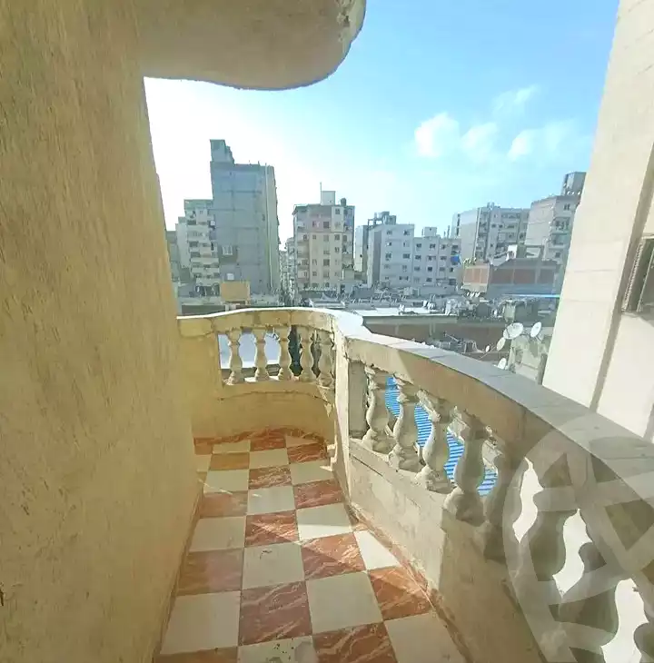 https://aqarmap.com.eg/en/listing/7044566-for-sale-alexandria-lsywf-el-falki