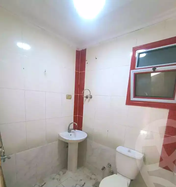 https://aqarmap.com.eg/en/listing/7044566-for-sale-alexandria-lsywf-el-falki