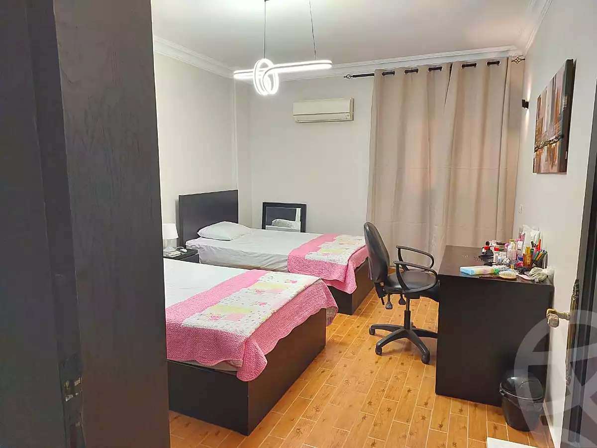 https://aqarmap.com.eg/ar/listing/7044786-for-sale-cairo-mokattam-lhdb-l-ly-shareaa-9