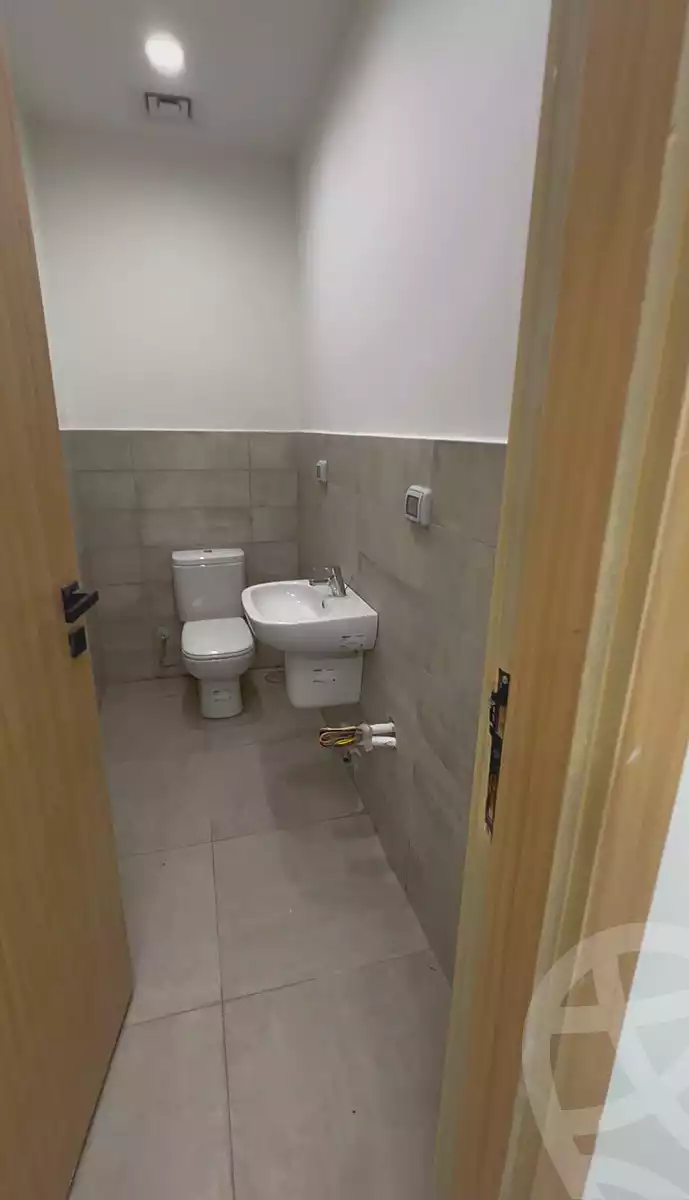 https://aqarmap.com.eg/ar/listing/7044825-for-rent-cairo-new-cairo-compounds-thry-skysty-mwl-lndmrk-sbwr