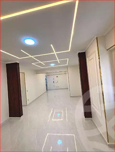 https://aqarmap.com.eg/ar/listing/7044924-for-sale-alexandria-sydy-bshr-sydy-bshr-bhry-shr-mhmwd-l-yswy