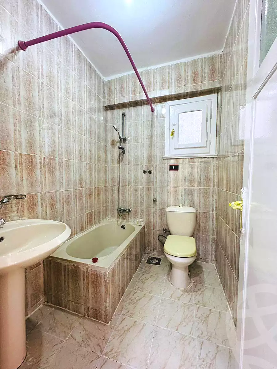 https://aqarmap.com.eg/ar/listing/7045082-for-sale-alexandria-al-agamy
