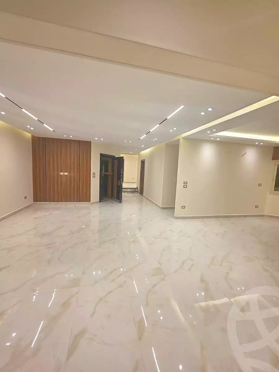 https://aqarmap.com.eg/ar/listing/7045106-for-sale-cairo-nasr-city-8th-zone-omar-lotfy-st