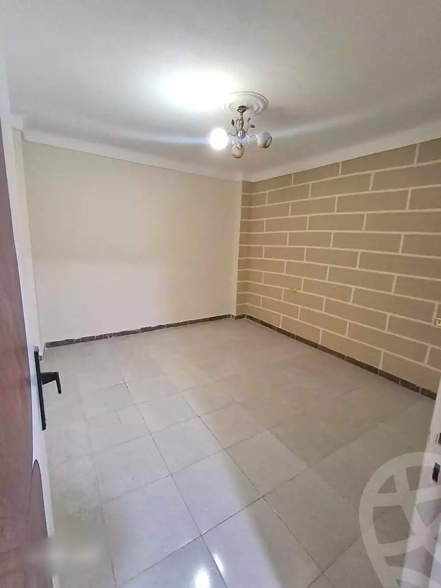 https://aqarmap.com.eg/ar/listing/7045161-for-sale-alexandria-lsywf-el-falki