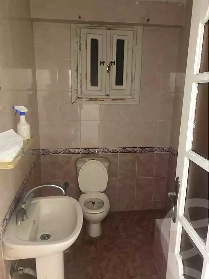 https://aqarmap.com.eg/ar/listing/7045304-for-rent-alexandria-cleopatra
