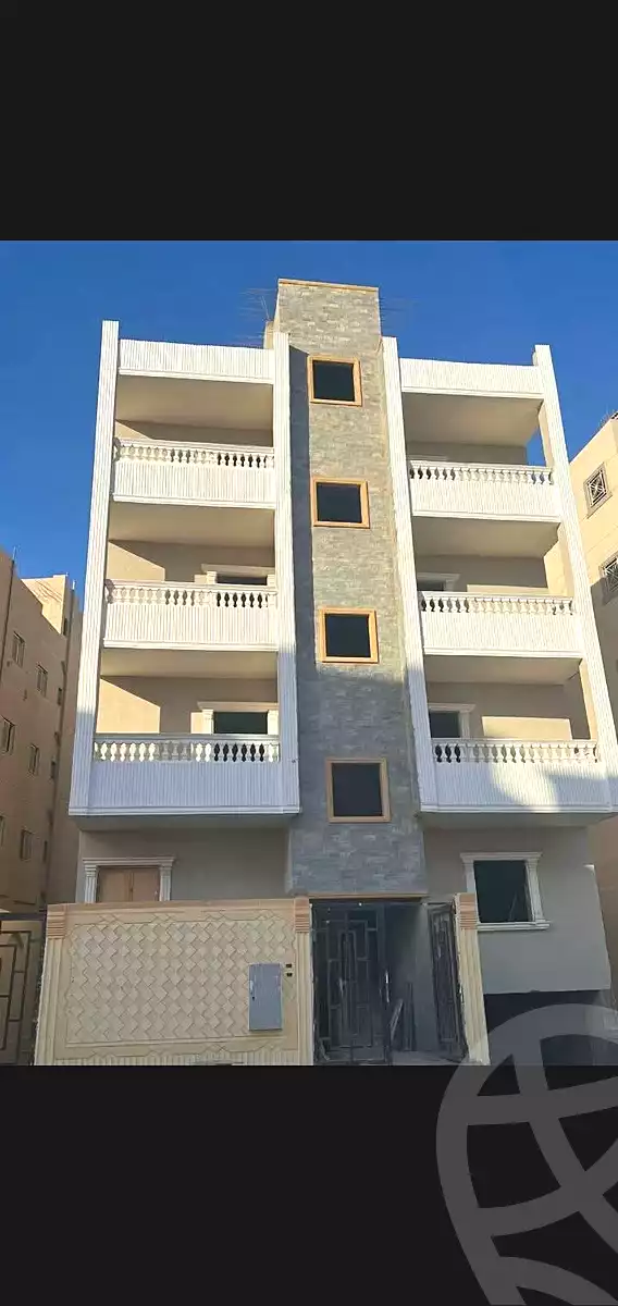 https://aqarmap.com.eg/en/listing/7045348-for-sale-cairo-6th-of-october-hadaeq-october-mslsl-2