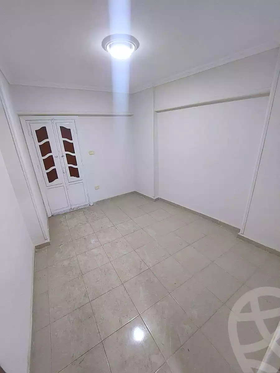 https://aqarmap.com.eg/ar/listing/7045448-for-sale-alexandria-sydy-bshr-sydy-bshr-bhry-shr-mhmd-njyb