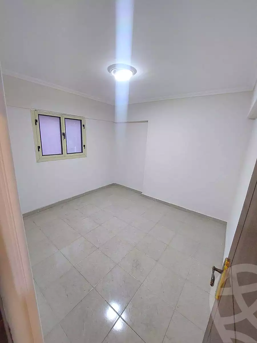 https://aqarmap.com.eg/ar/listing/7045448-for-sale-alexandria-sydy-bshr-sydy-bshr-bhry-shr-mhmd-njyb
