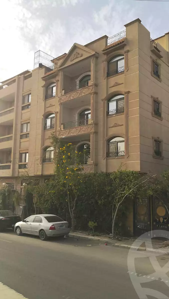 https://aqarmap.com.eg/ar/listing/7045522-for-rent-cairo-new-cairo-south-investors-gamal-abdel-nasser-st
