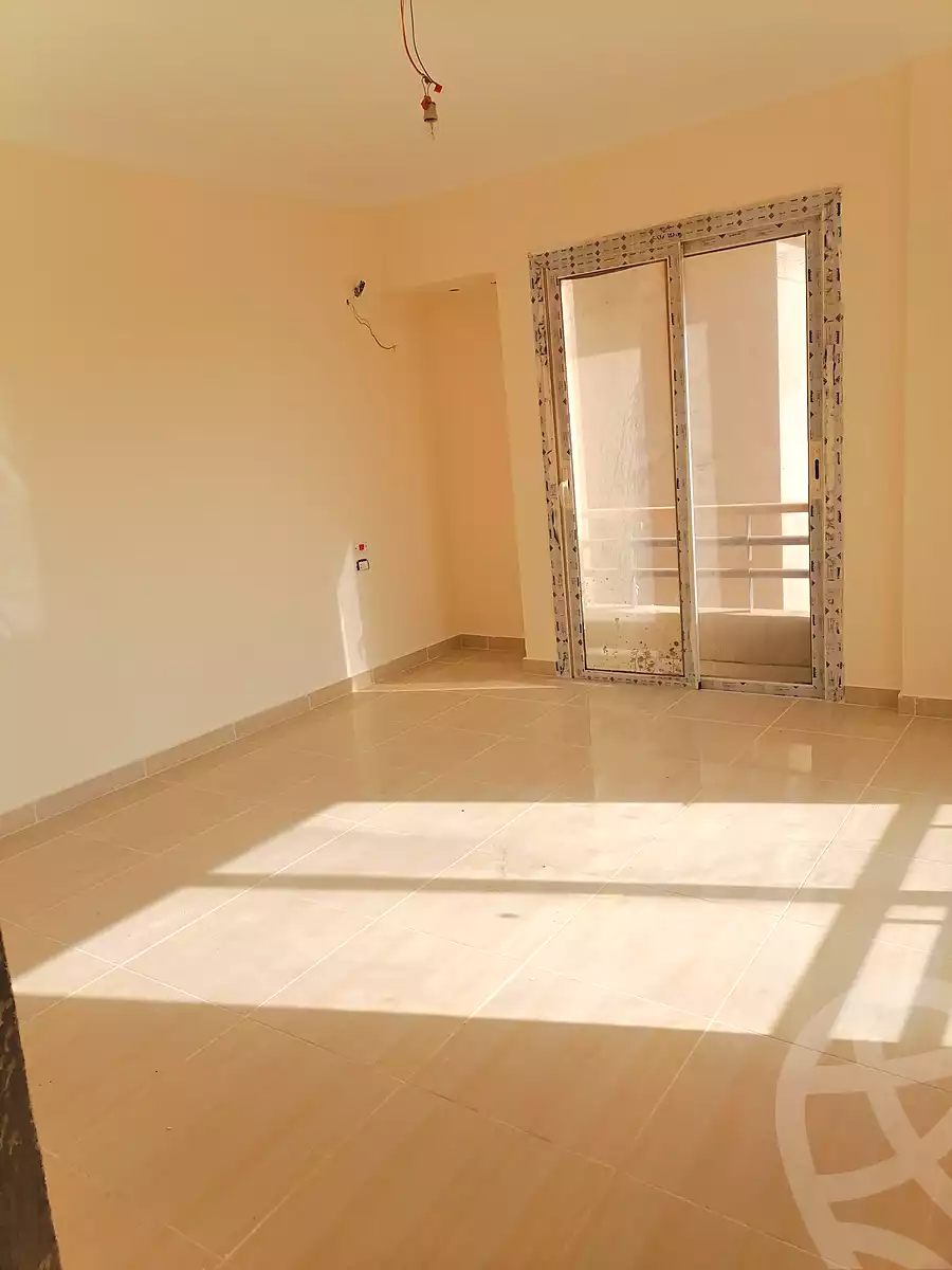 https://aqarmap.com.eg/ar/listing/7045581-for-rent-cairo-new-cairo-compounds-the-square