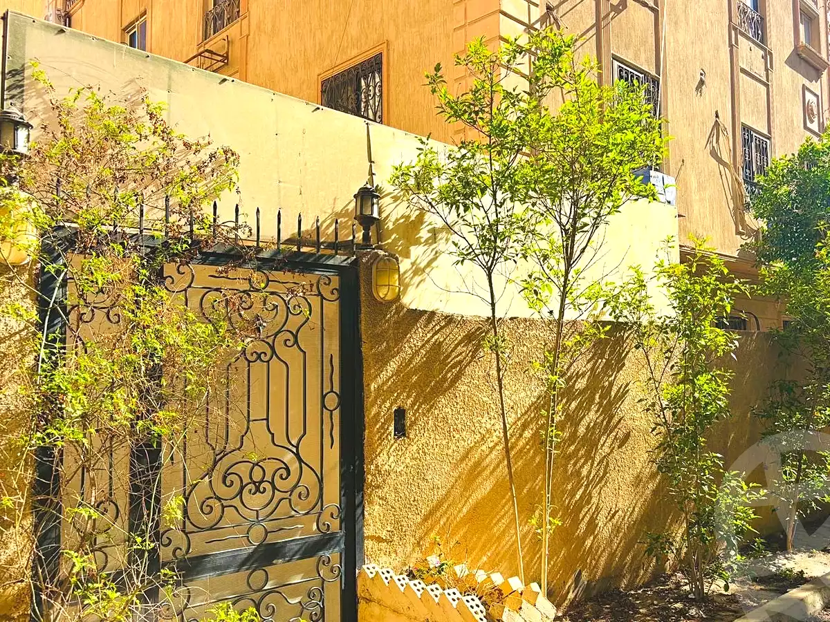 https://aqarmap.com.eg/ar/listing/7045928-for-sale-cairo-el-sheikh-zayed-city-el-hay-elasher-street-100