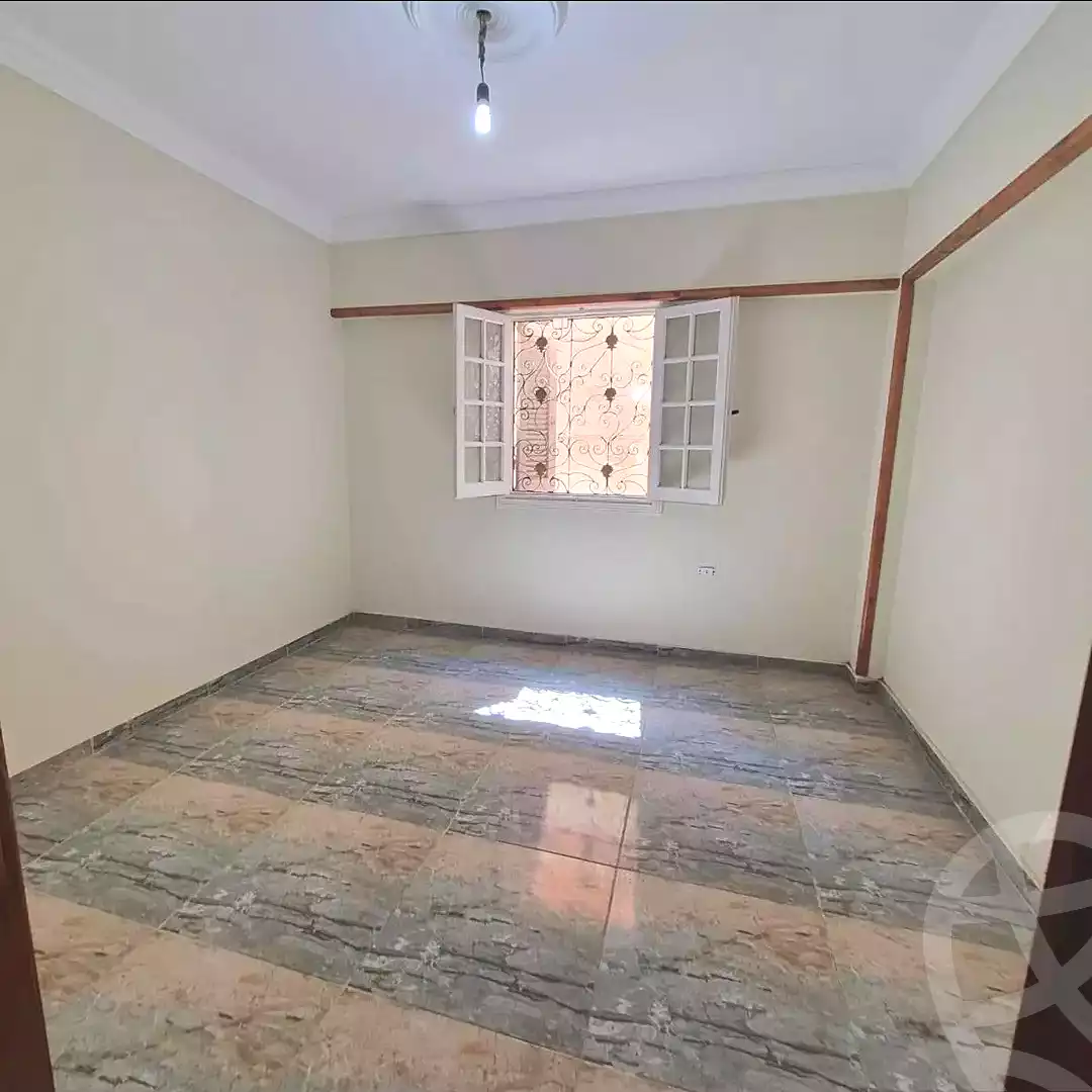 https://aqarmap.com.eg/en/listing/7046163-for-sale-alexandria-lsywf-gamila-abu-herid-st