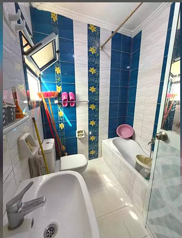 https://aqarmap.com.eg/ar/listing/7046149-for-sale-alexandria-al-agamy-lbytsh-el-hay-st