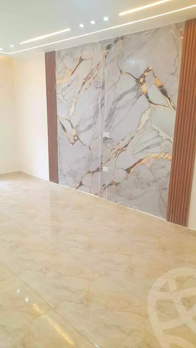 https://aqarmap.com.eg/ar/listing/7042725-for-sale-cairo-helwan-hadayek-helwan-el-eshrein-st