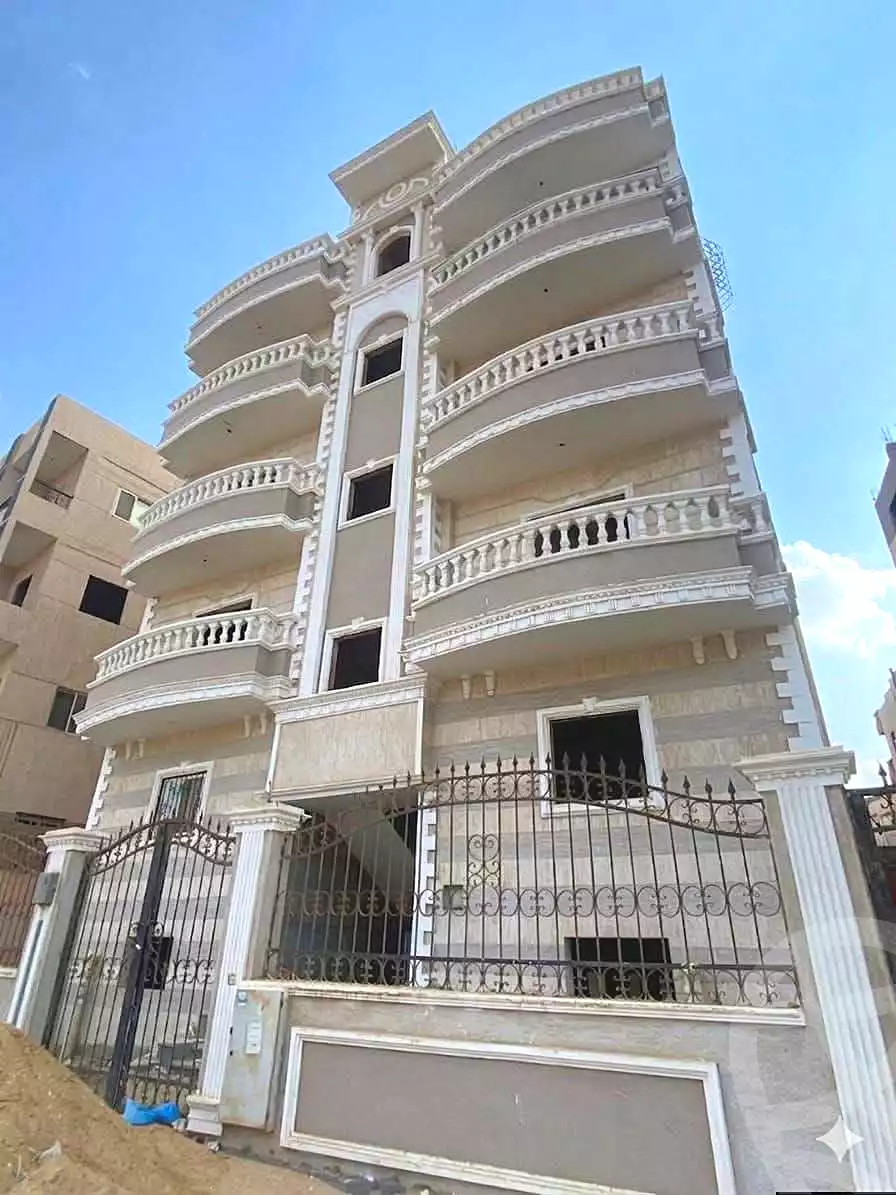 https://aqarmap.com.eg/ar/listing/7047146-for-sale-cairo-badr-city-hai-el-ashgar-featured-neighborhood-bait-el-watan