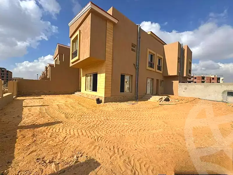 https://aqarmap.com.eg/ar/listing/7047202-for-sale-cairo-el-shorouk-compounds-maadi-view
