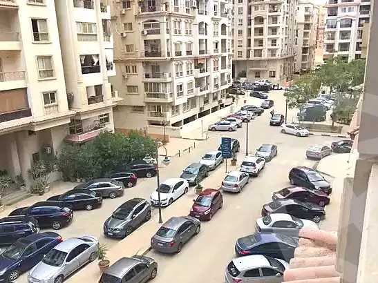 https://aqarmap.com.eg/ar/listing/7047326-for-sale-cairo-el-maadi-compounds-el-baron-city