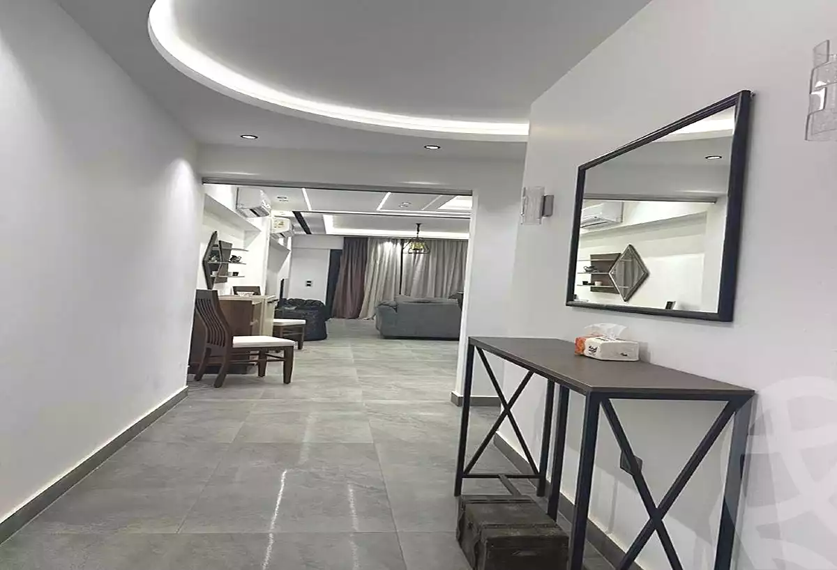 https://aqarmap.com.eg/ar/listing/7047477-for-sale-cairo-el-maadi-compounds-grand-gate