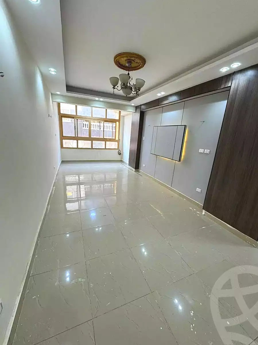 https://aqarmap.com.eg/ar/listing/7047553-for-sale-cairo-el-haram-el-lebeny-soltan-khattab-st