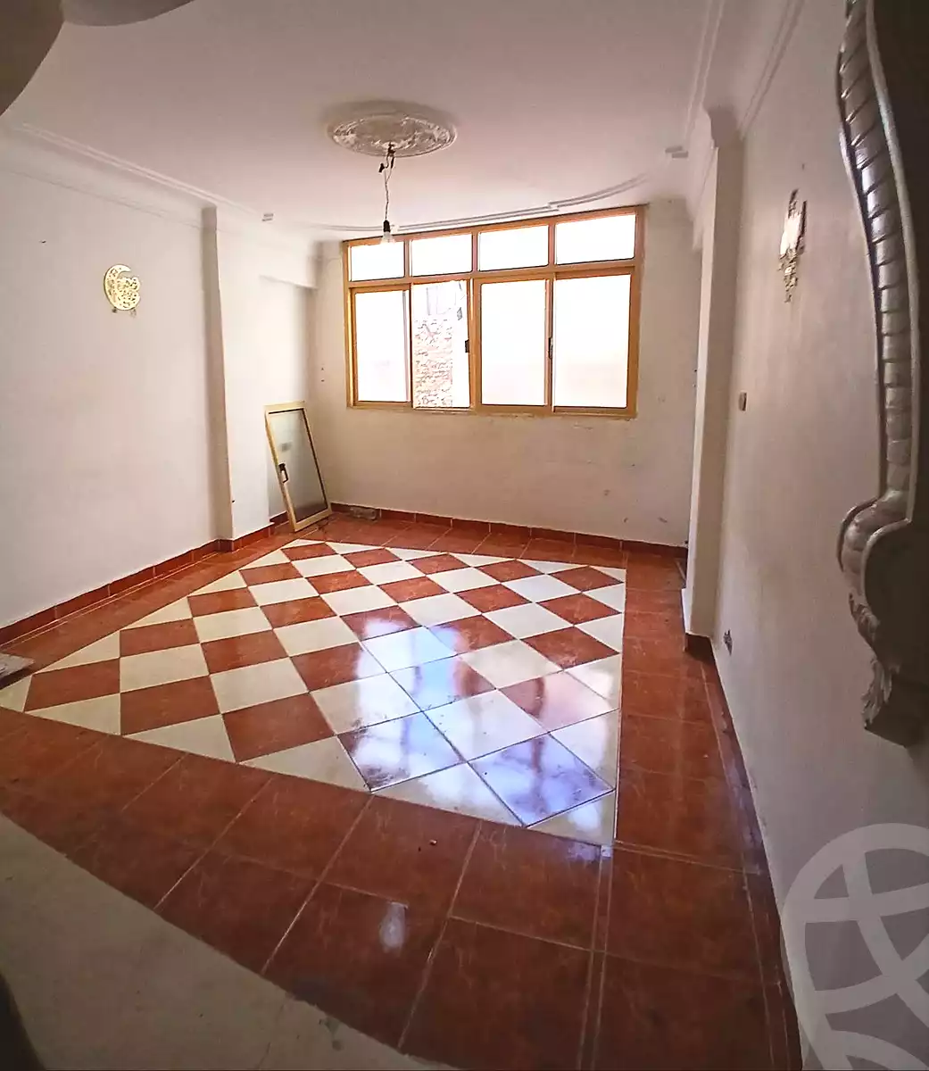 https://aqarmap.com.eg/ar/listing/7047846-for-sale-alexandria-lsywf-el-falki