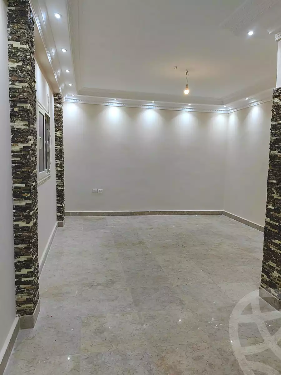https://aqarmap.com.eg/ar/listing/7047847-for-rent-cairo-new-cairo-el-ahyaa-fourth-neighborhood-street-1