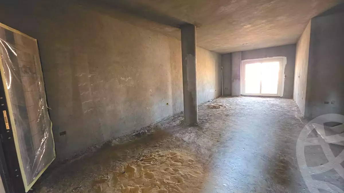 https://aqarmap.com.eg/ar/listing/7047850-for-sale-cairo-new-cairo-first-settlement-neighbourhood-7-el-shaheed-abdul-aziz-atef-st