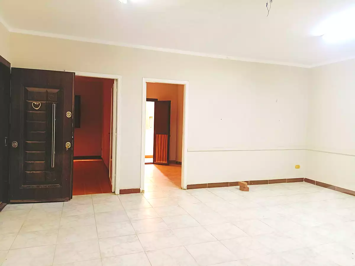 https://aqarmap.com.eg/en/listing/7048160-for-rent-cairo-ain-shams-ain-shams-el-sharkia