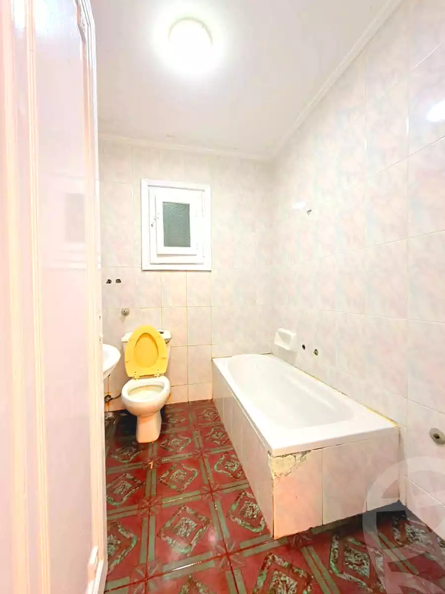https://aqarmap.com.eg/ar/listing/7048239-for-sale-alexandria-al-agamy-shataa-el-nakheel