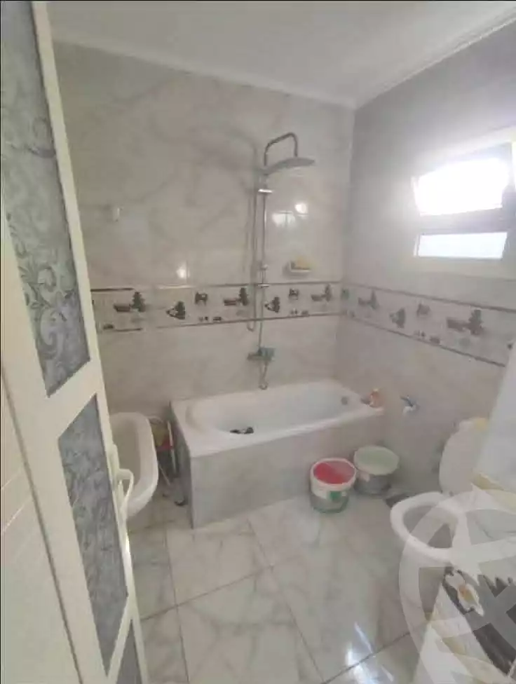 https://aqarmap.com.eg/en/listing/7048251-for-sale-alexandria-al-agamy-ibrahim-el-aowam-st