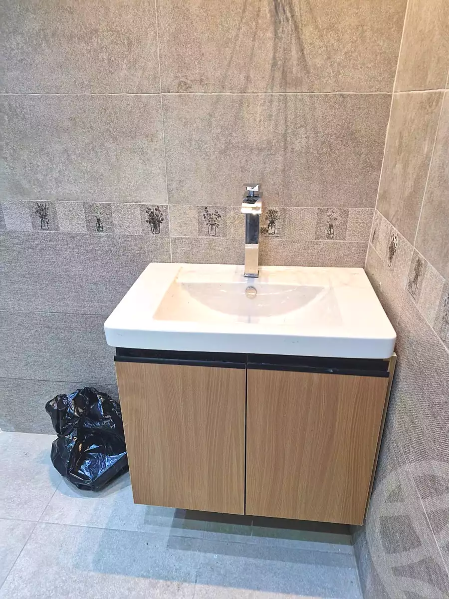 https://aqarmap.com.eg/en/listing/7048332-for-sale-cairo-nasr-city-1st-zone-tahsin-farghali-st
