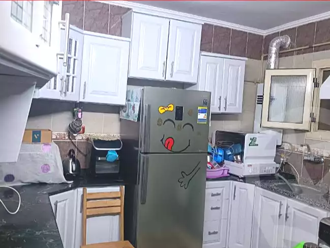 https://aqarmap.com.eg/ar/listing/7045238-for-sale-cairo-helwan-helwan-el-sharkeya-zaki-hawas-st