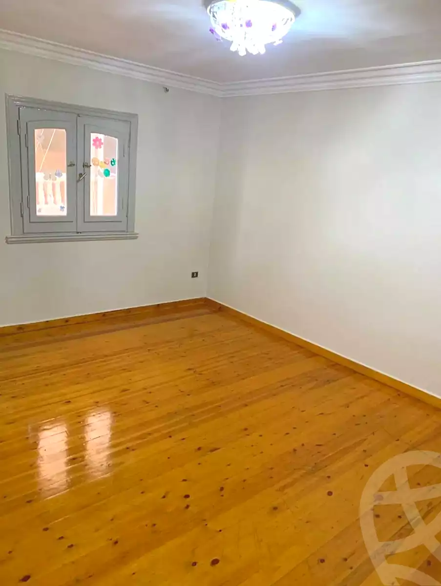 https://aqarmap.com.eg/en/listing/7048586-for-sale-alexandria-al-agamy-el-hanouvel